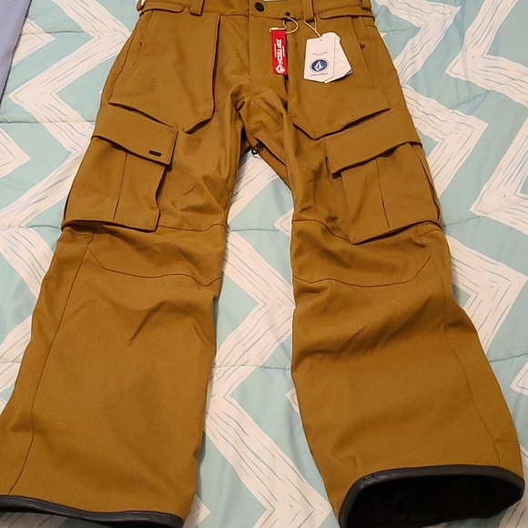 Volcom V Co. 21 Snowboard Pants - Picture 2 of 2